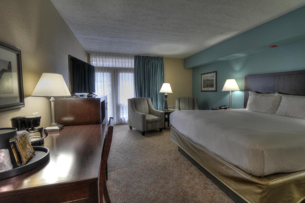 King Executive interior
